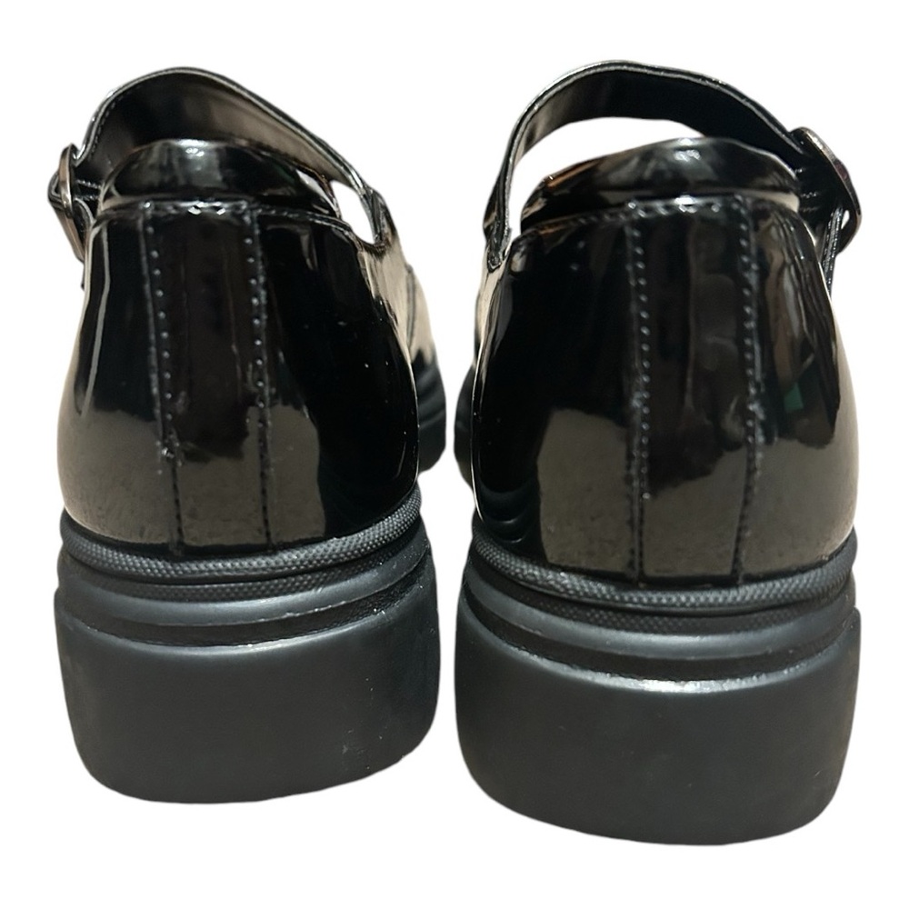 Secret Celebrity Black Mary Jane’s size 9